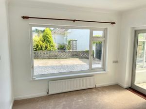 Photo 10- click for photo gallery